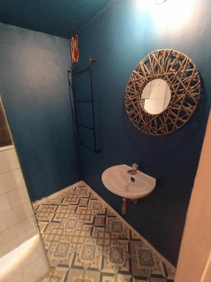 Casa Primavera Hostal Medellin Bagian luar foto