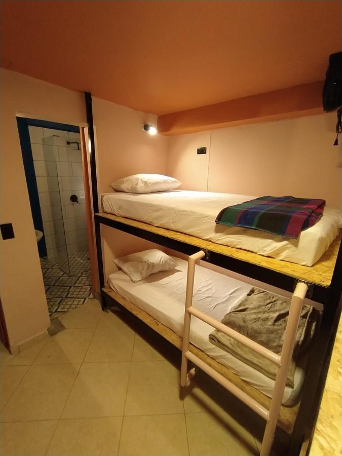 Casa Primavera Hostal Medellin Bagian luar foto